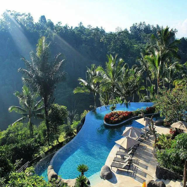 /img/4040-bali-packing-list.webp