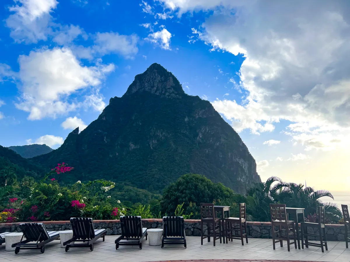 4053 st lucia honeymoon couple