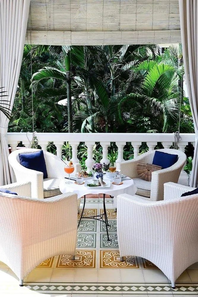 /img/4152-diy-honeymoon.webp