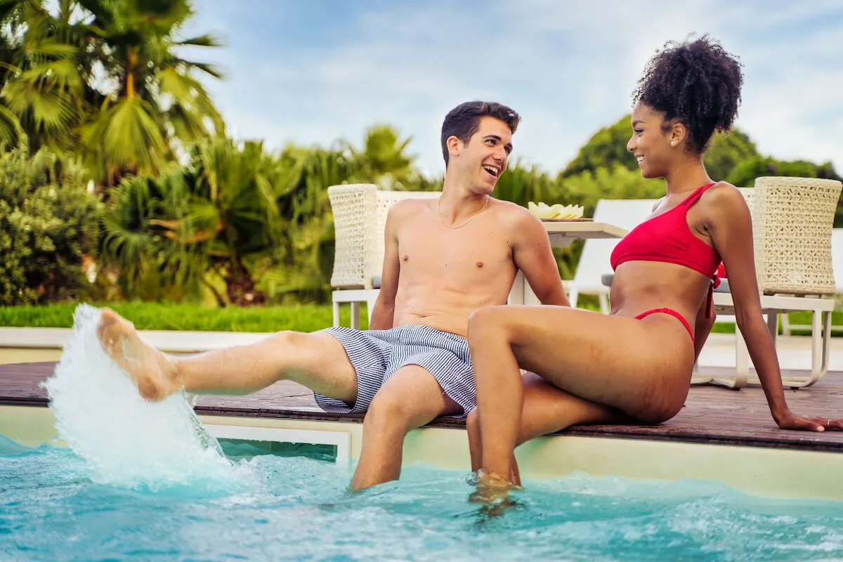 4158 maui resort couple