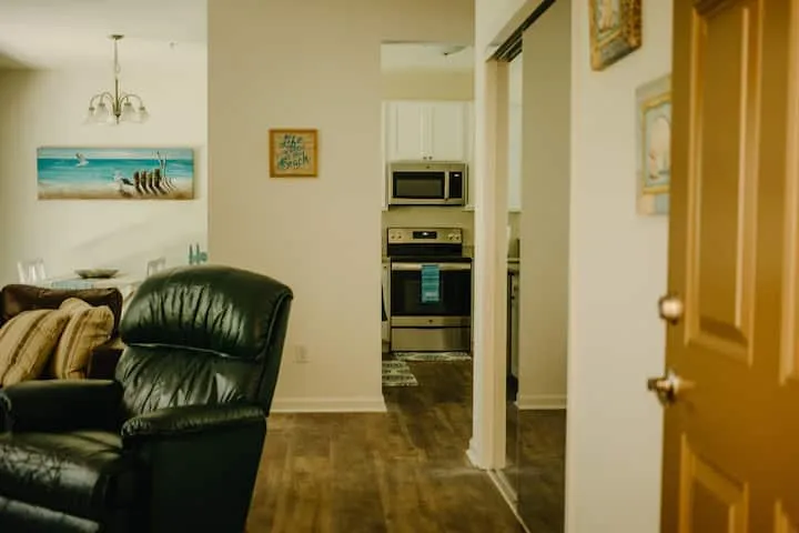 4161 gulf shores dining