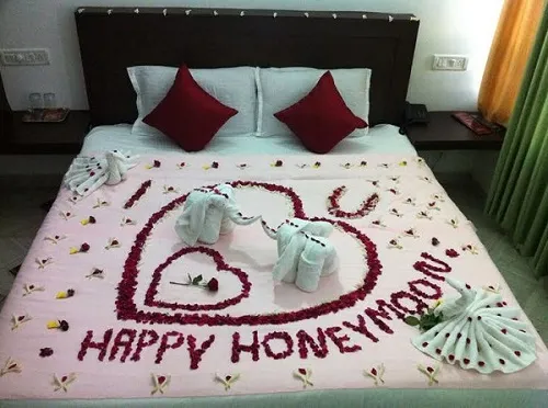 4200 paris honeymoon