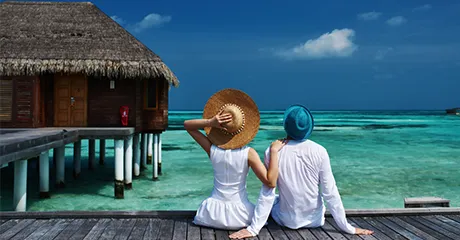 /img/4205-travel-insurance-honeymoon.webp