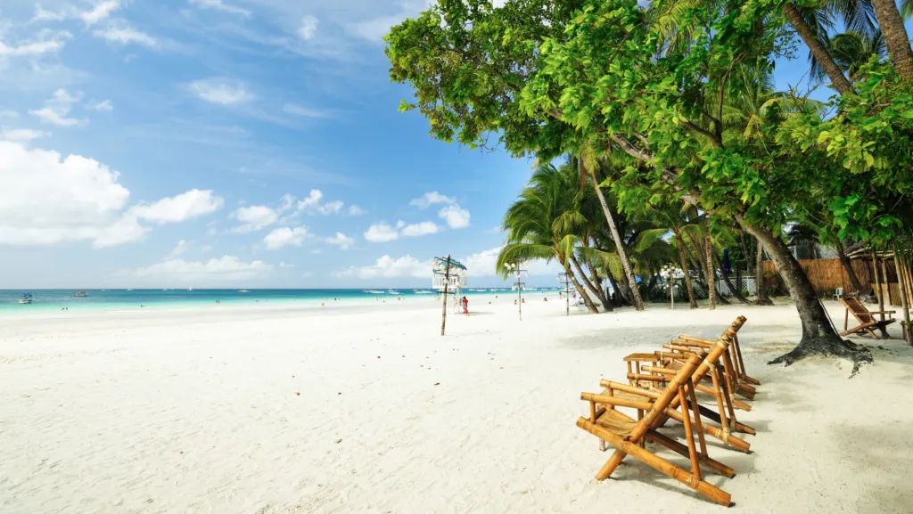 /img/4271-philippines-honeymoon-activities.webp