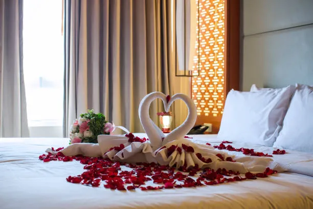 /img/4301-honeymoon-diy-flowers.webp