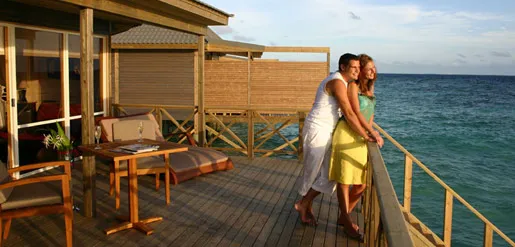 4303 maldives honeymoon resort