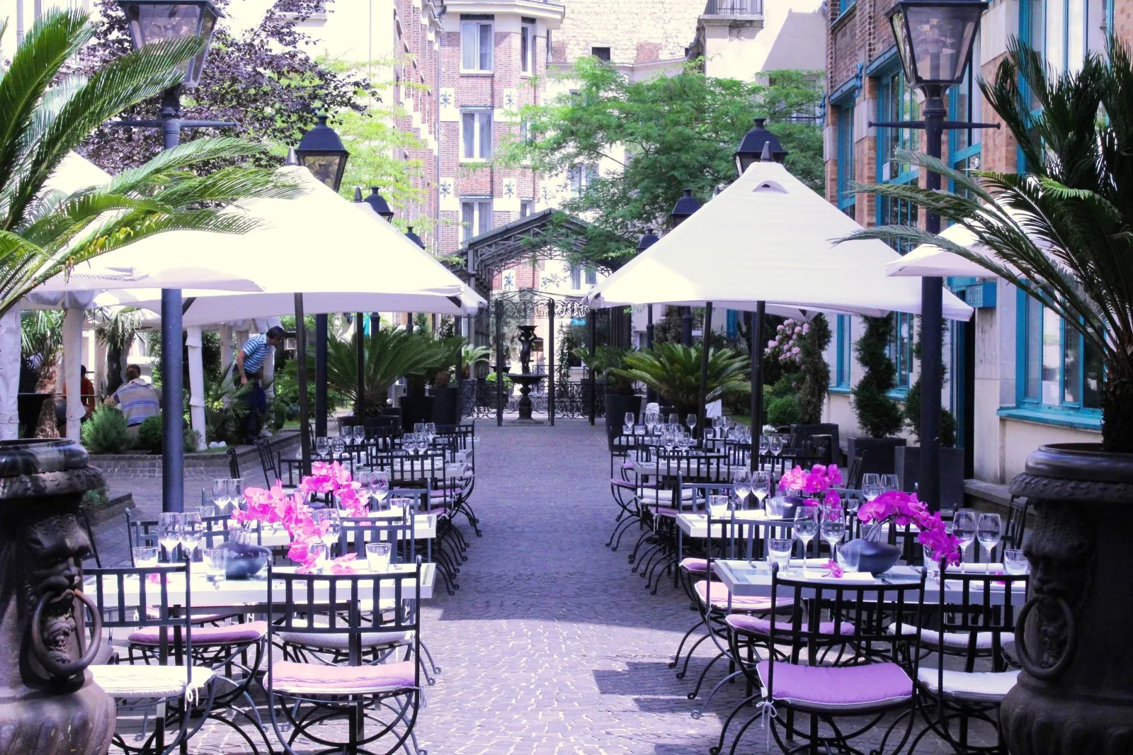 /img/4314-romantic-paris-walk.webp
