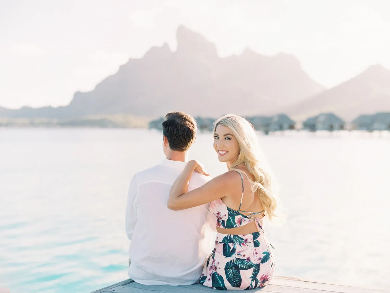 4323 bora bora couple beach