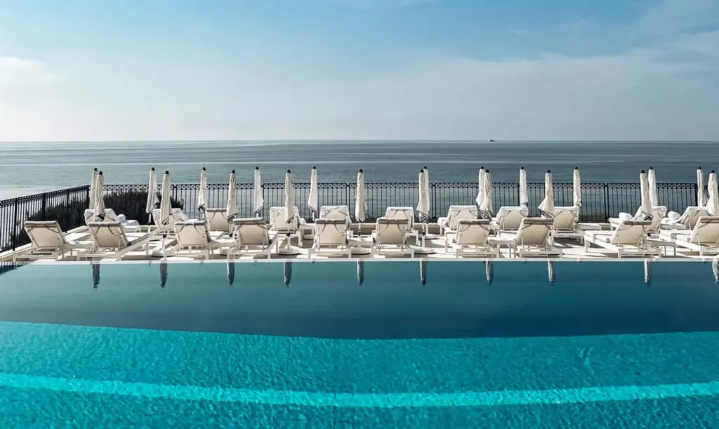 4329 algarve beach