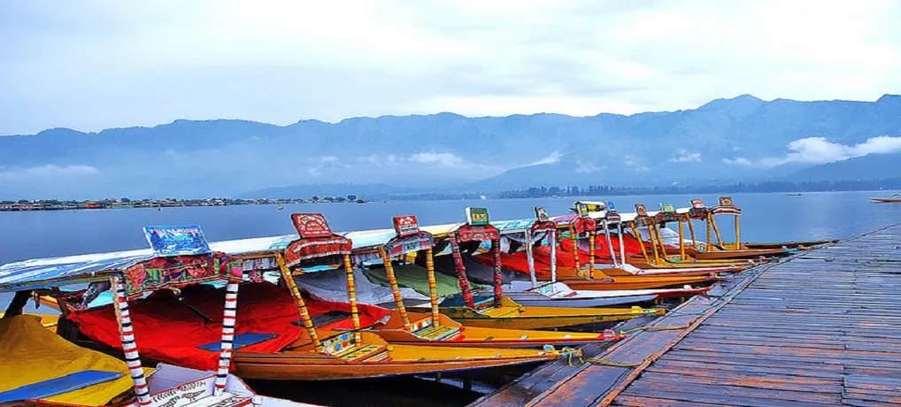 /img/4352-india-honeymoon-places.webp