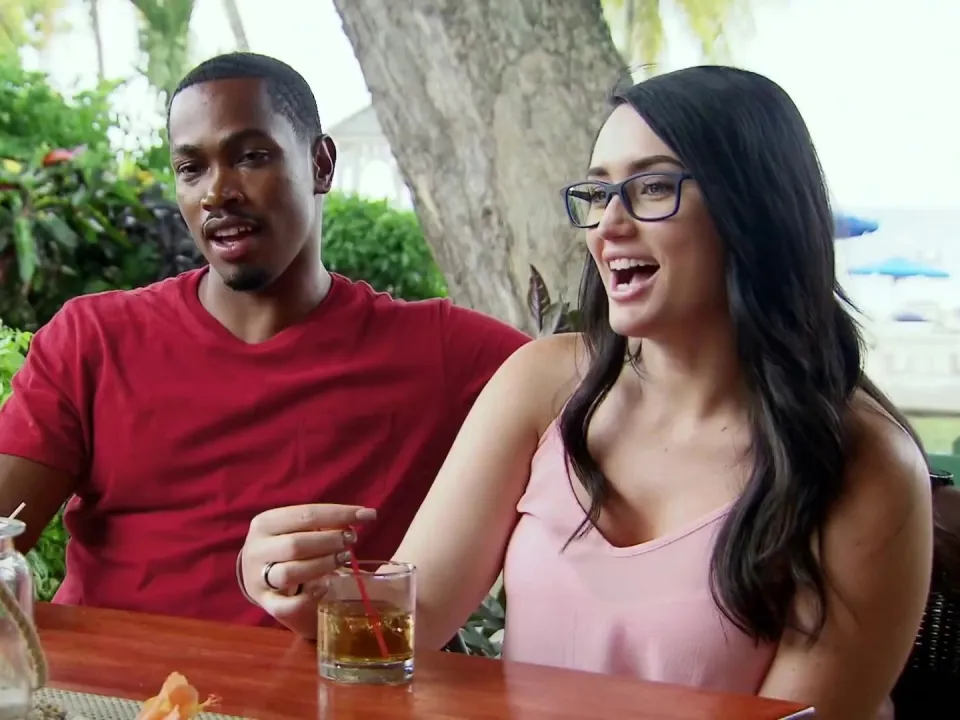 4425 married at first sight honeymoon image5