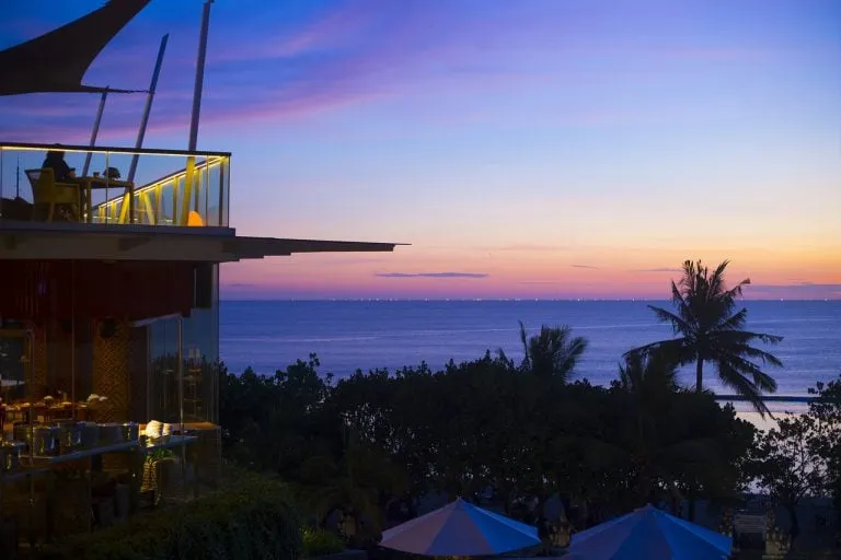 /img/4452-romantic-bali-dinner.webp